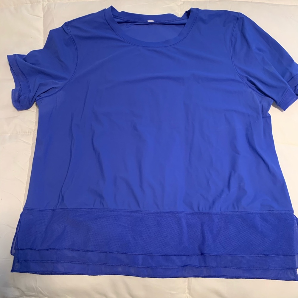 Lululemon Ruffle short sleeve top